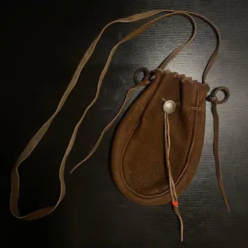 브라운 펠트 숄더백