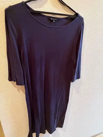 ketty 네이비 플레어 소매