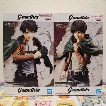 진격의 거인 엘렌 예거, 리바이 피규어 2종 세트