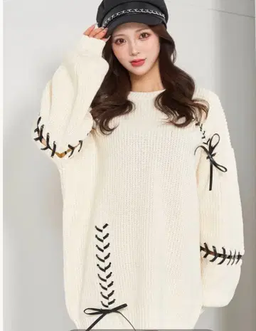 다리치 레이스업 니트 튜닉 아이보리