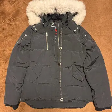 MOOSENKUCKLES 다운 자켓 블랙