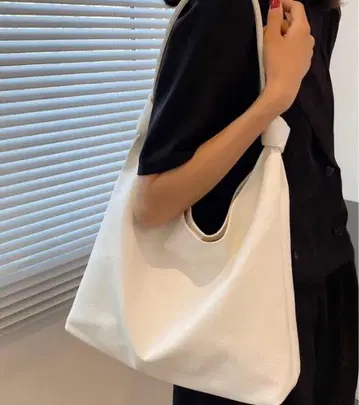 화이트 토트백