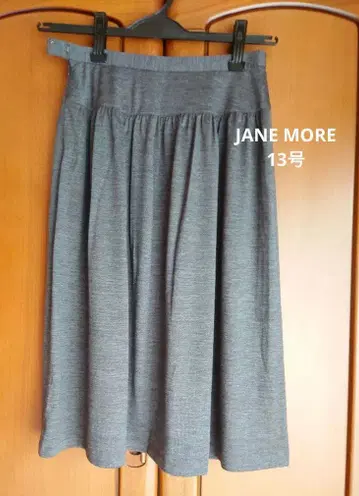 미사용 JANE MORE 플레어 스커트 그레이 13호