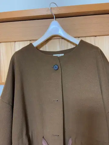 미스틱 코트 브라운