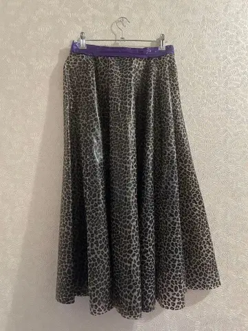 Lois Crayon 레오파드 무늬 플레어 스커트 M