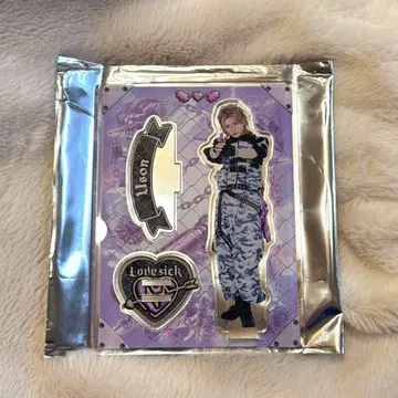 러브식 유손 아크릴 스탠드