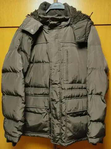 유니클로 프리미엄 다운 XL