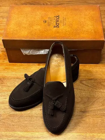버윅 태슬 로퍼 스웨이드 다크 브라운 UK5.5 25cm