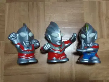 [울트라맨] 소프트 비닐 저금통 3체 세트