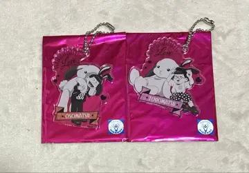 오소마츠 6쌍둥이 콜라보 카페본점 LABO 토끼 아크릴 키링