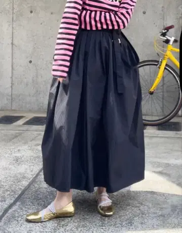 볼륨 롱 스커트