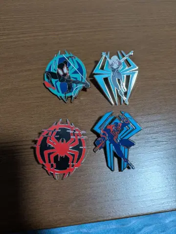 스파이더맨 캐릭터 핀 배지 4개 세트