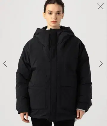 [ DESCENTE PAUSE x TOMORROWLAND ] 다운 자켓