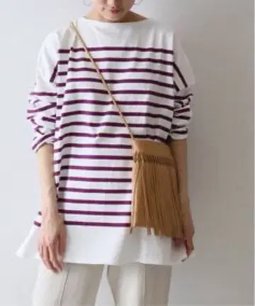 새상품급 FRAMeWORK 바스크 보더 오버 T