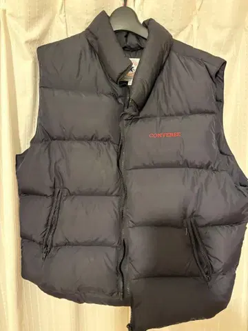 CONVERSE 블랙 다운 베스트