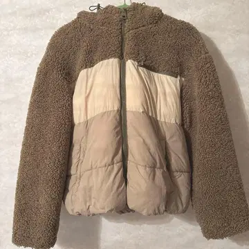 ZARA 여성용 따뜻한 보아 자켓 카키 M