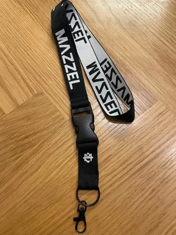 MAZZEL 로고 넥스트랩