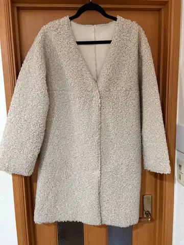 노카라 코트 리버서블 코트 아이보리 보아 스웨이드