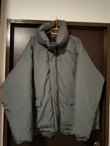 VENCE w.i.t 후드 부착 그레이 다운 자켓