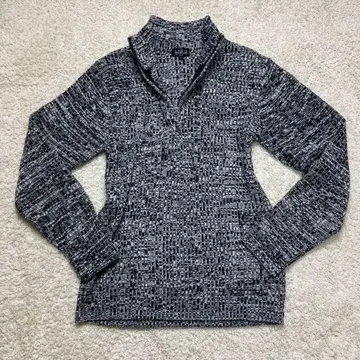 루이샤브론 LOUIS CHAVLON 하프 지퍼 니트 L 스웨터