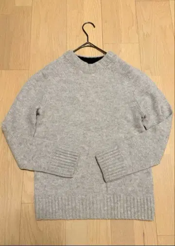 [ MARGARET HOWELL ] 베이지 니트 스웨터 긴팔