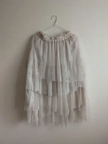 earth 2WAY 플레어 스커트 화이트