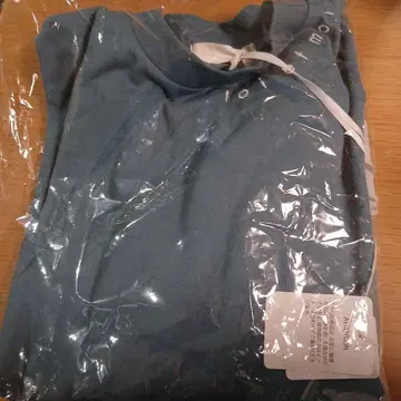 파랑 상의 피부가 민감한 분 주의