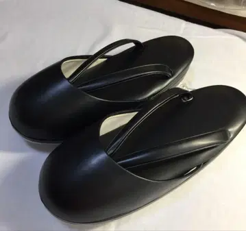 눈 조리 블랙 미끄럼 방지 부착