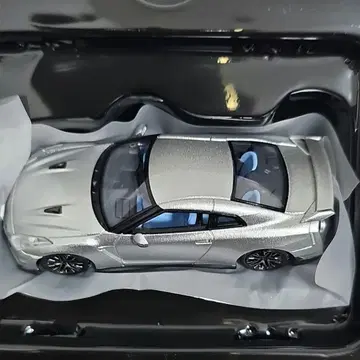 리미티드 빈티지 네오 R35GTR 프리미엄 에디션