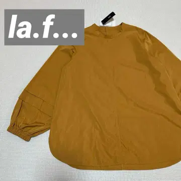 택 포함 새상품 la.f - 머스타드색 벌룬 슬리브 셔츠