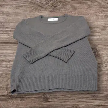 AKM*니트 스웨터