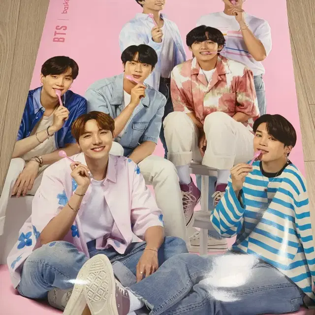 BTS 배스킨라빈스 포스터