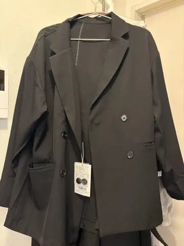 백 슬릿 더블 버튼 테일러드 자켓