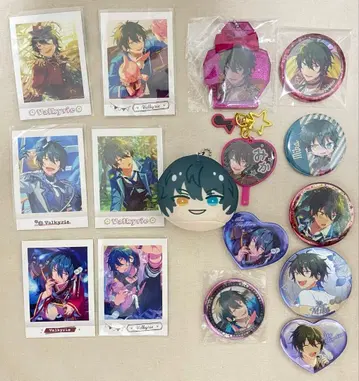 Valkyrie 캔뱃지 세트와 굿즈 앙스타 카게히라 미카