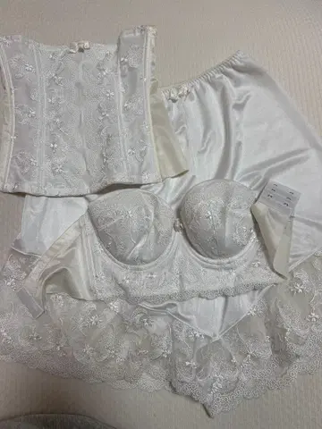 화이트 브라이덜 이너 세트 코르셋