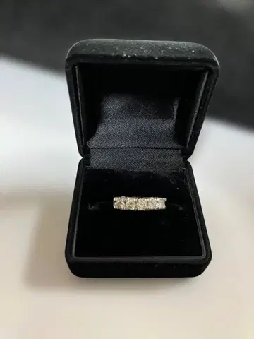 다이아몬드 반지 1.06캐럿 감정서 포함