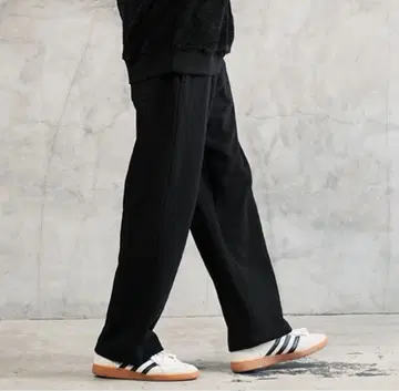 스웨트 팬츠 테이퍼드 와이드