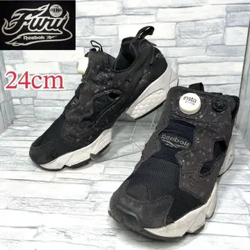 새상품급 리복 스니커즈 인스타펌프 퓨리 블랙 24cm