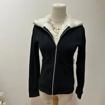 y2k 헤이세이 갸루 백 프린트 로고 후드 보아 안감 후드티