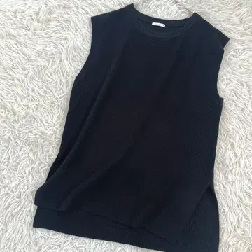 GU 프렌치 슬리브 베스트 사이드 슬릿 올 시즌 ok 블랙