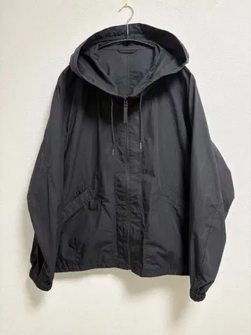 25SS uniqlo u 후디드 블루종 블랙 사이즈 XL 마운틴 후드티