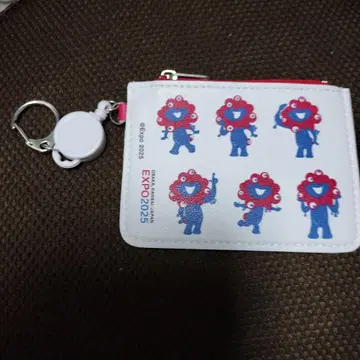 먀쿠먀쿠 릴 달린 패스 케이스 새상품