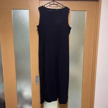 유니클로 UNIQLO 울트라 스트레치 에어리즘 원피스