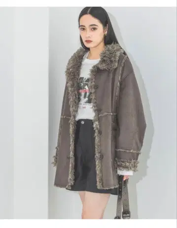 지나시스 jeanasis 리버서블 무스탕 퍼 블루종