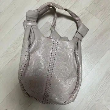 CARVING TRIBES 그레이스 콘티넨탈 핑크 베이지