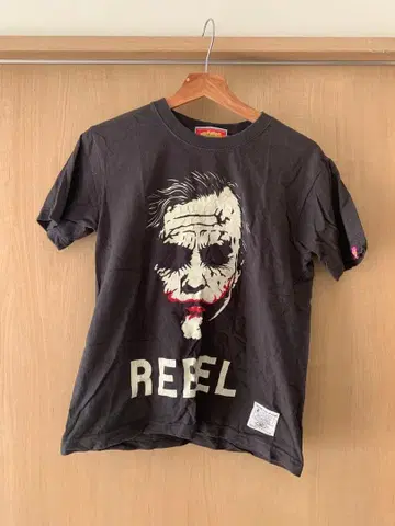REBEL T셔츠 S사이즈