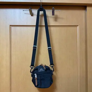 GREGORY 블랙 숄더백