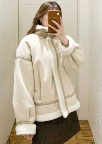 오늘만 가격 인하! 새상품급 dazzlin 다즐린 보아 파이핑 블루종