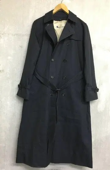 아쿠아 스큐텀 90s 라이너 포함 트렌치코트 네이비 사이즈 미상