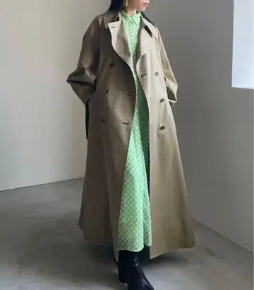 미사용 새상품 TURKEY ORGANIC FLARE TRENCH COAT